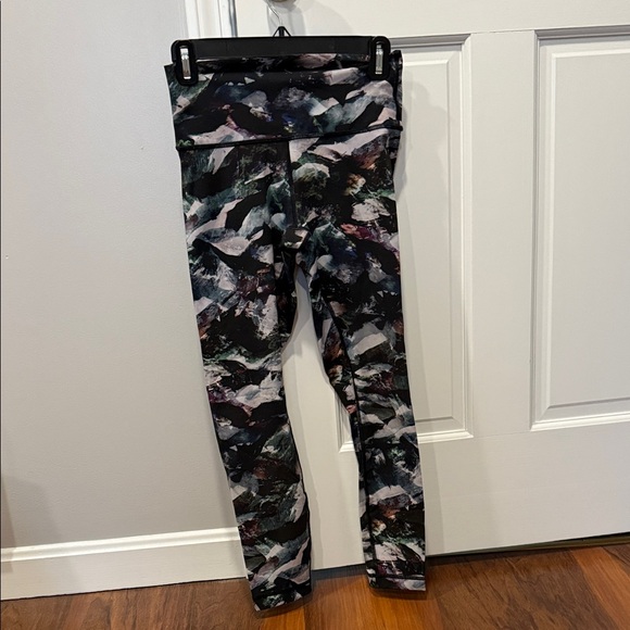 lululemon athletica Pants - lululemon athletica Multicolor Patterned Leggings